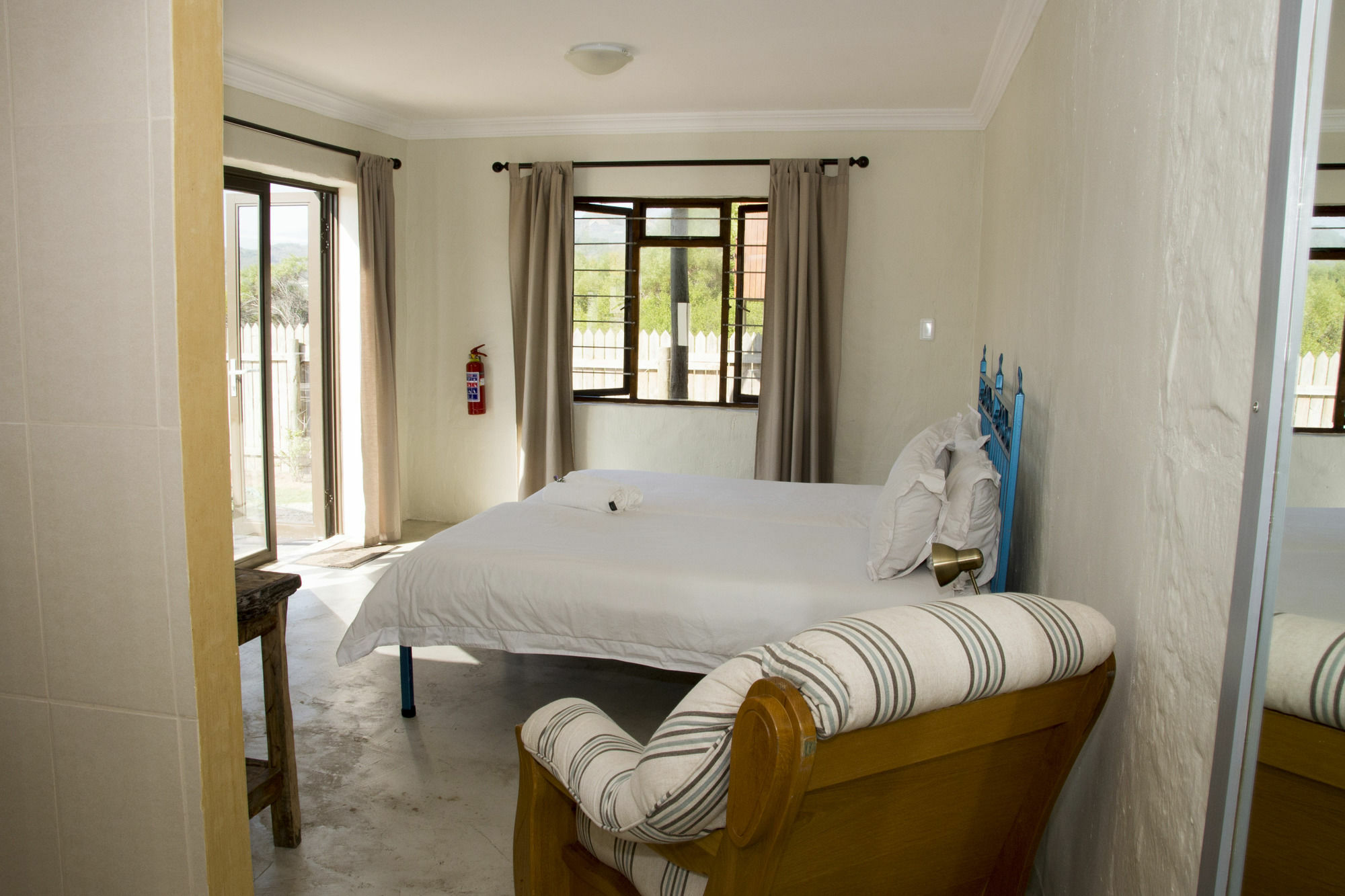 Afrovibe Beach Villa Sedgefield Bagian luar foto